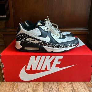 Nike Air Max 90 CI premium GS ‘Nikebook’